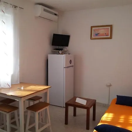 Apartment Vana *